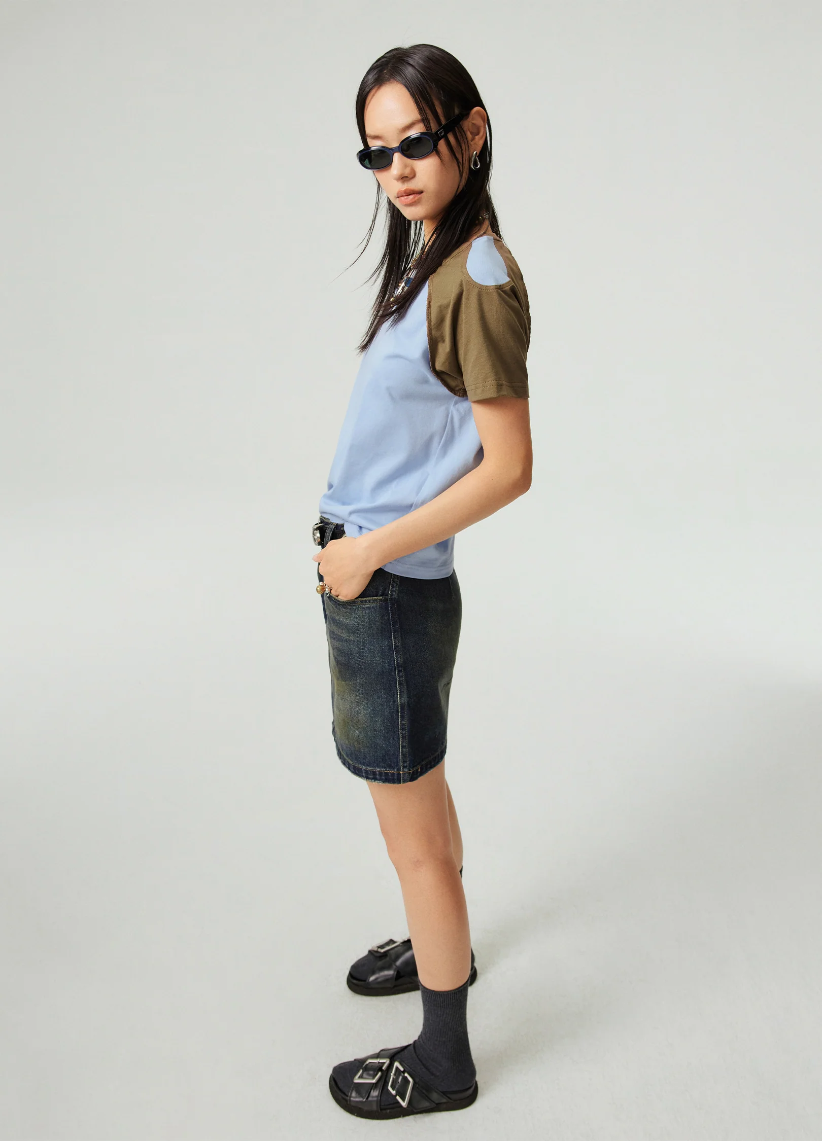 Contrast Sleeve Tee - Image 5