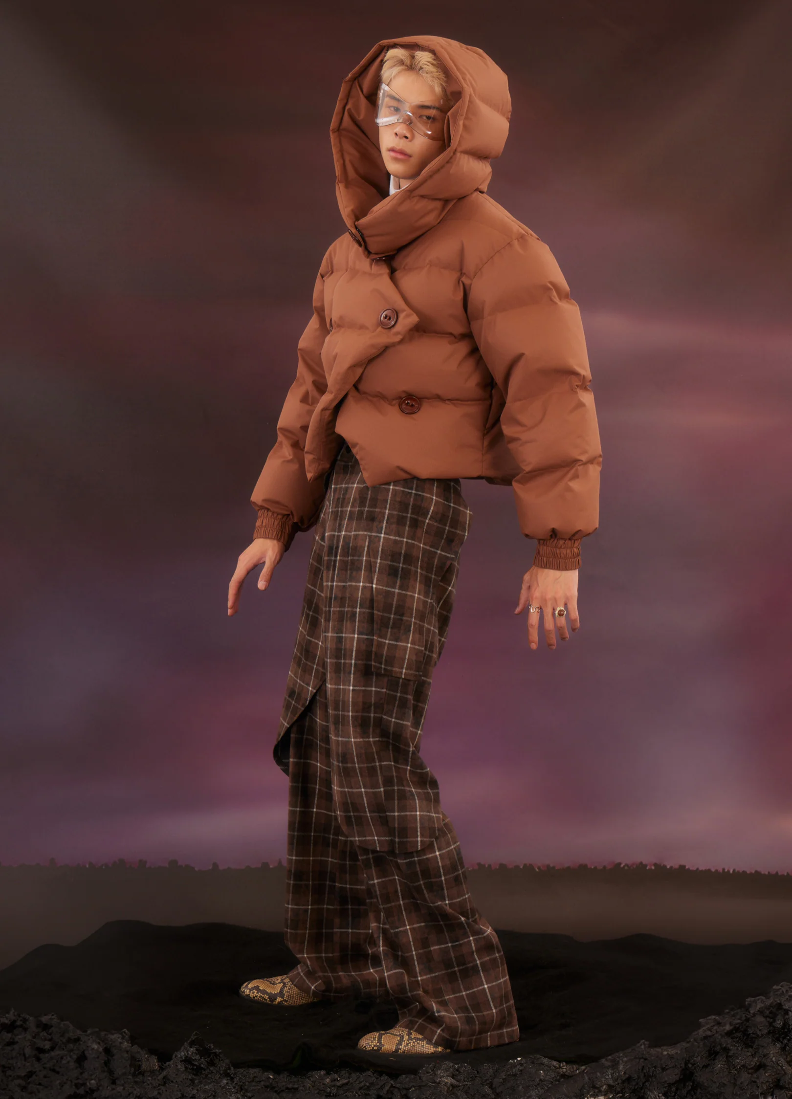 Cropped Oval Down Jacket - Image 3