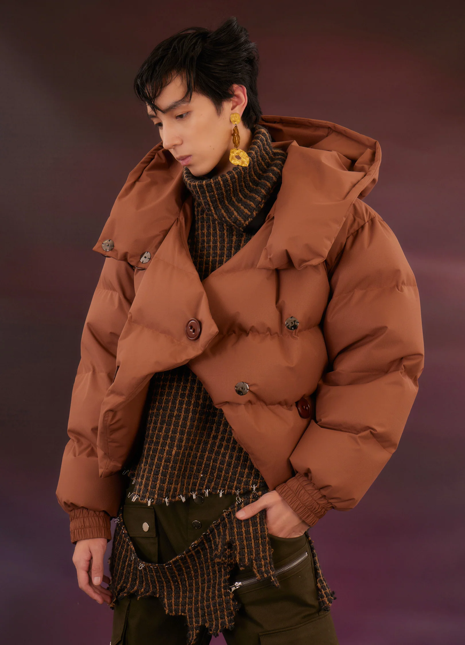 Cropped Oval Down Jacket - Image 4