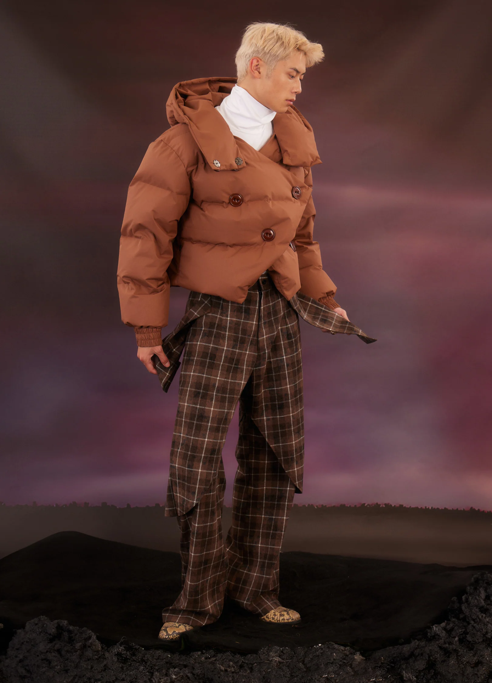 Cropped Oval Down Jacket - Image 6