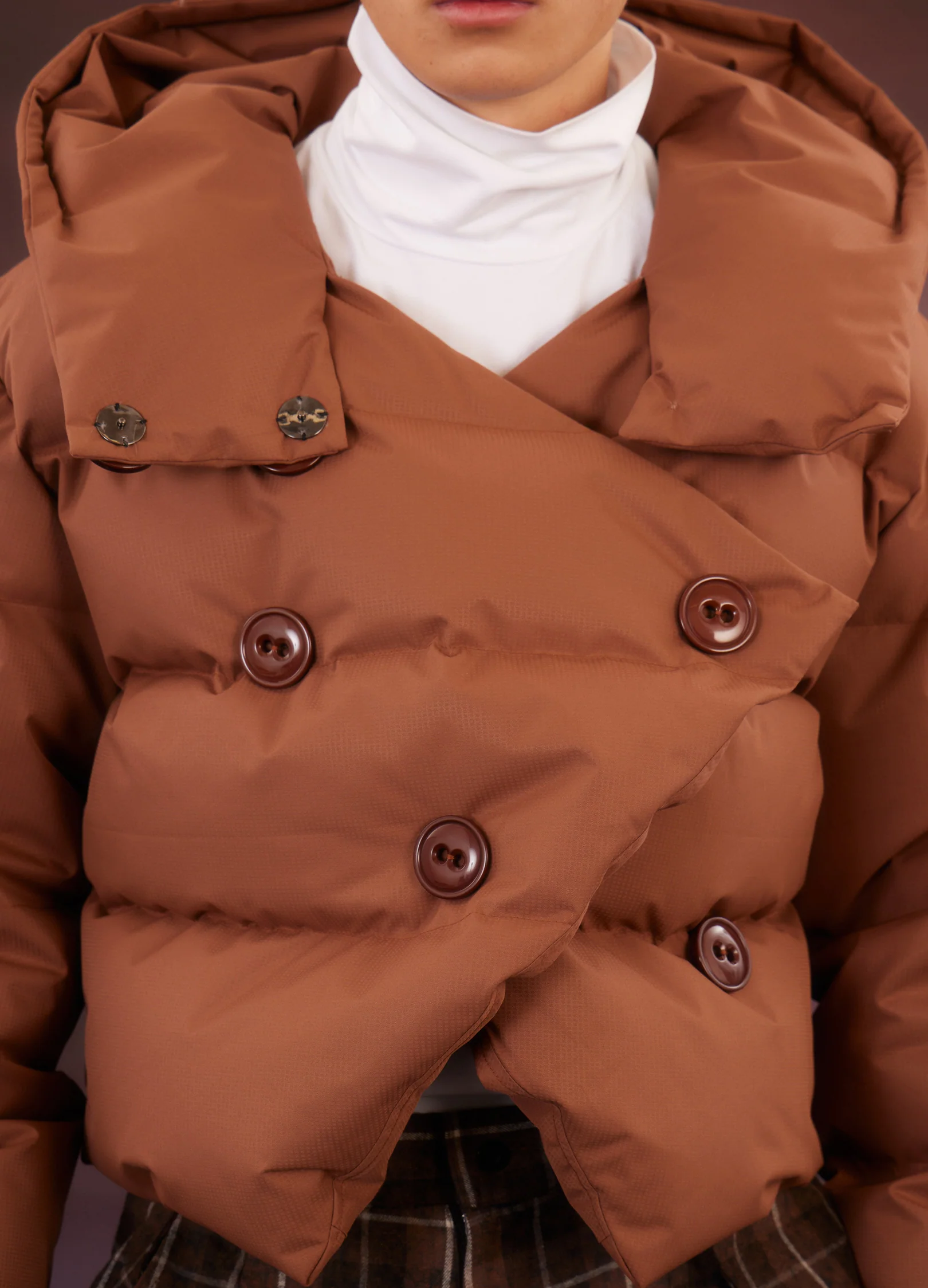 Cropped Oval Down Jacket - Image 9