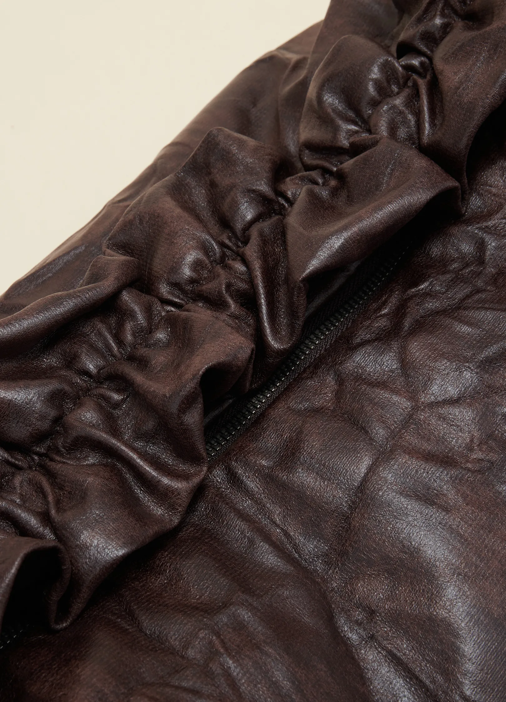 Curls Shoulder Bag - Image 17