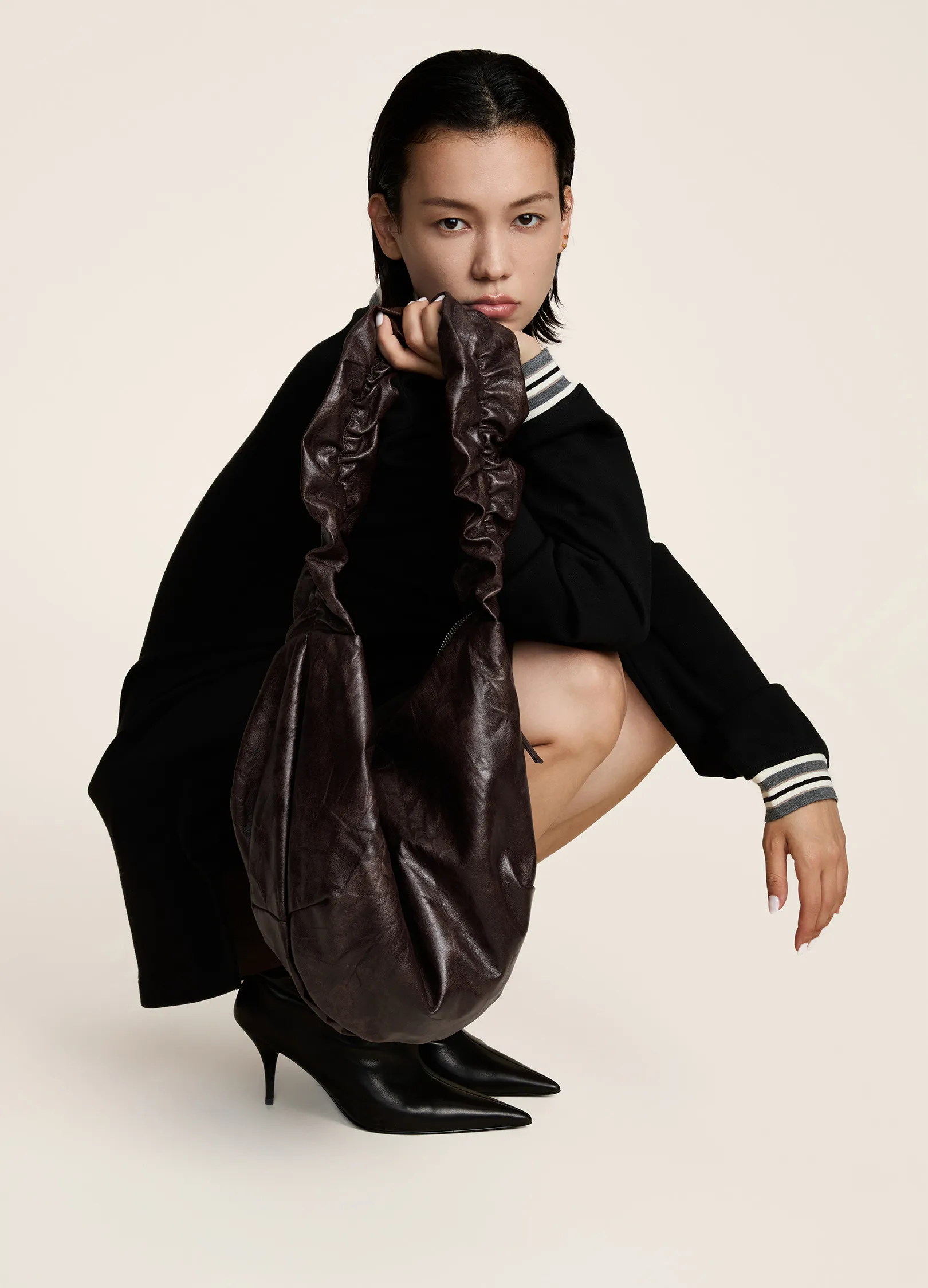Curls Shoulder Bag - Image 6