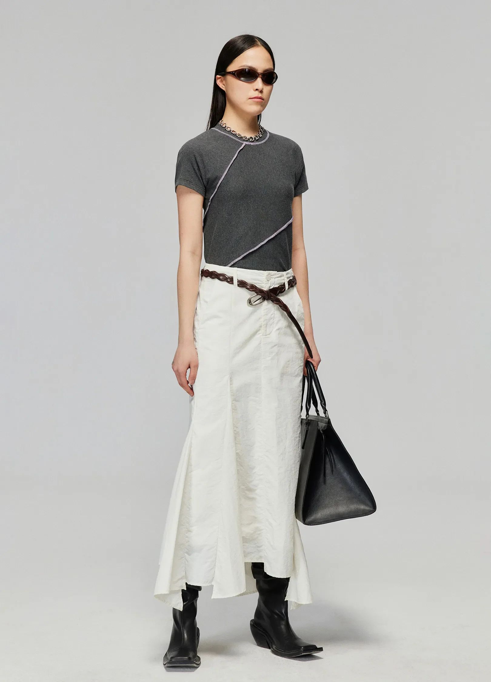 Fitted Ribbed Tee - Image 4