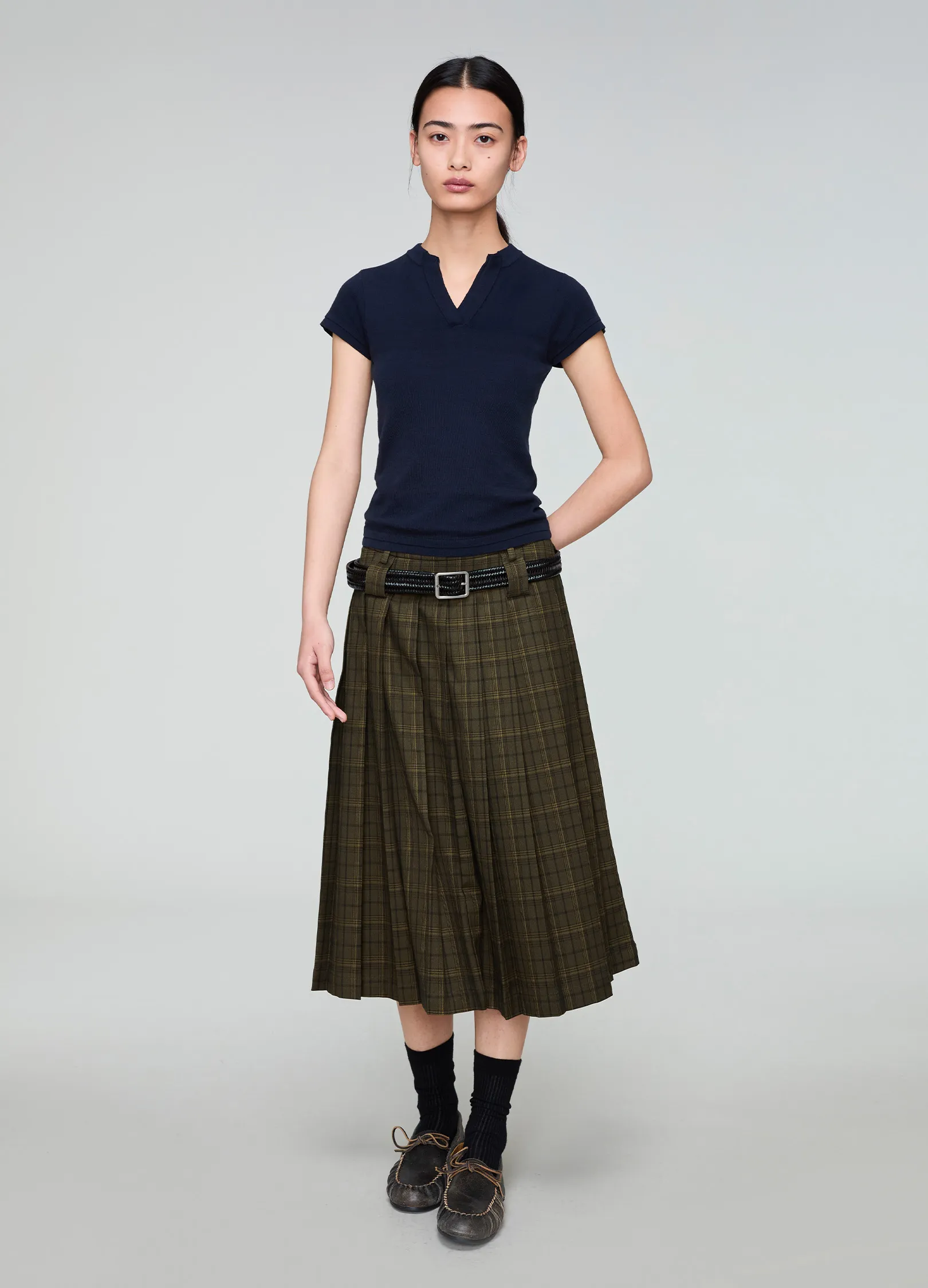 Fitted V Tee - Image 11