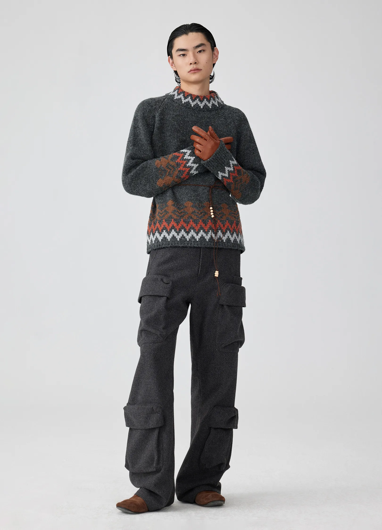 Graphic Ile Sweater - Image 11