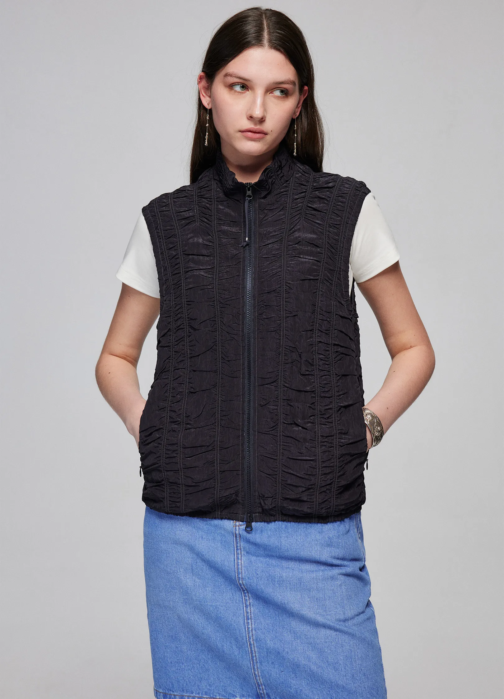 Groove Fitted Vest - Image 7