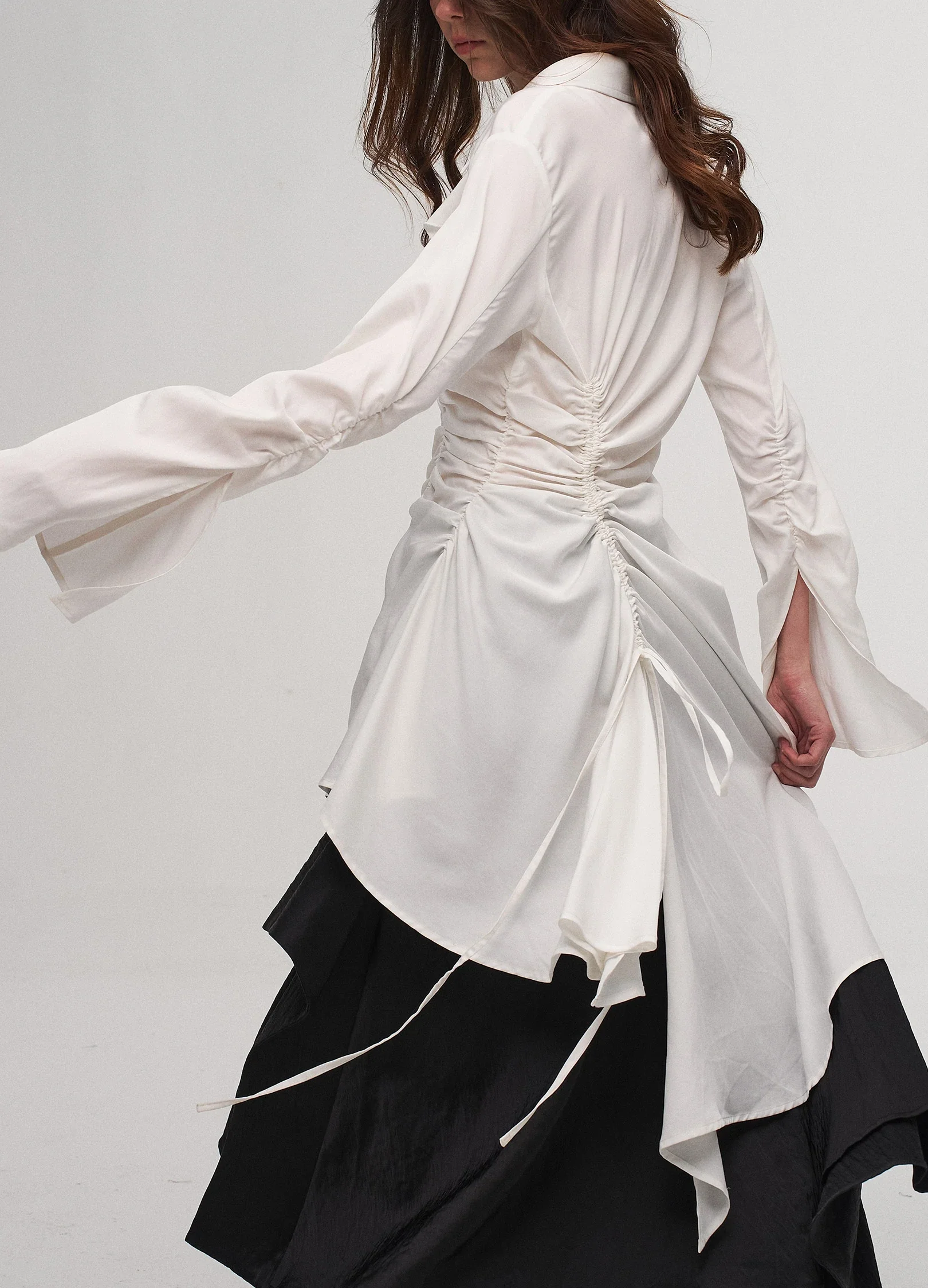 Light Extended Shirt Women - Image 10