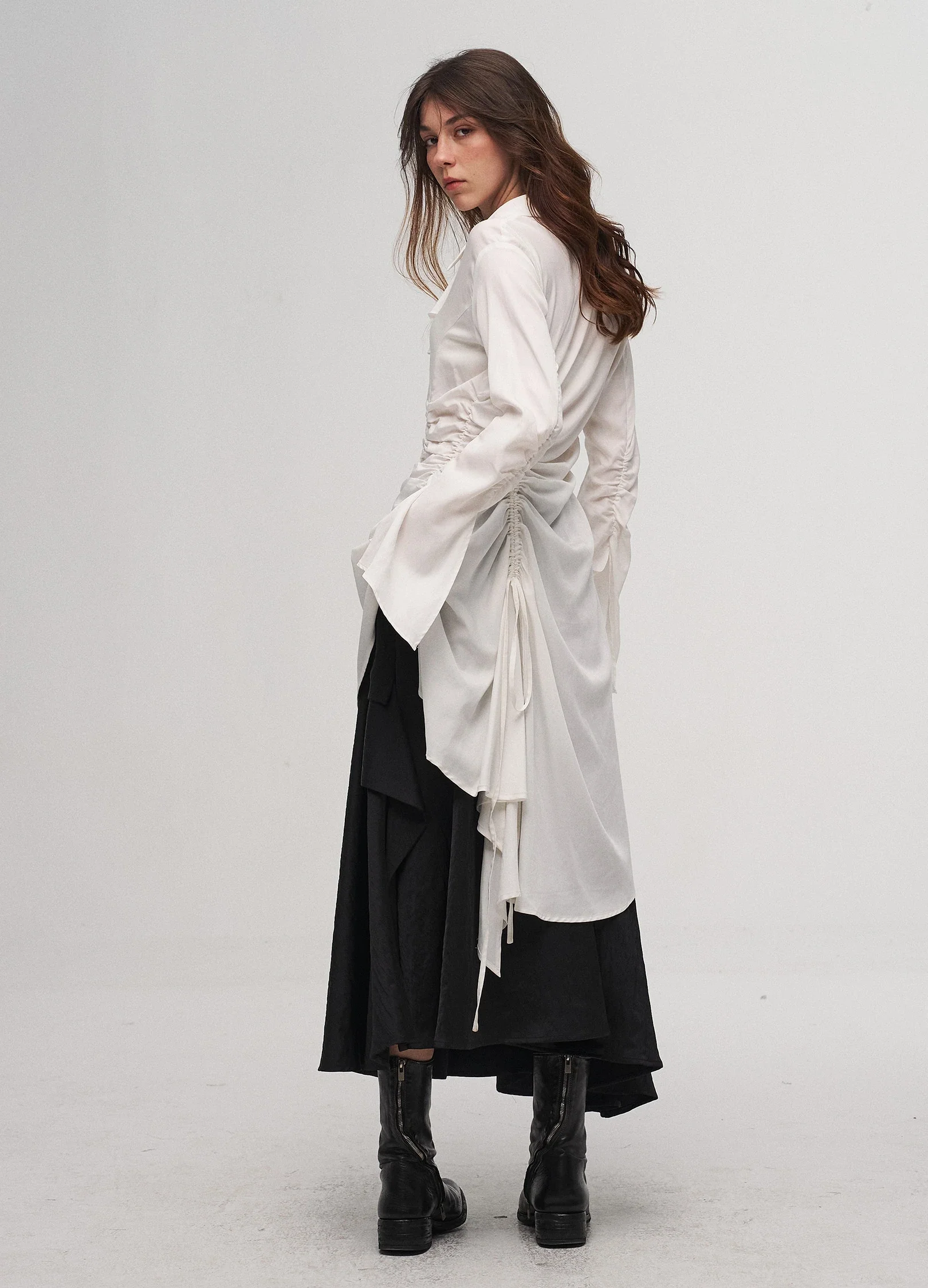 Light Extended Shirt Women - Image 7