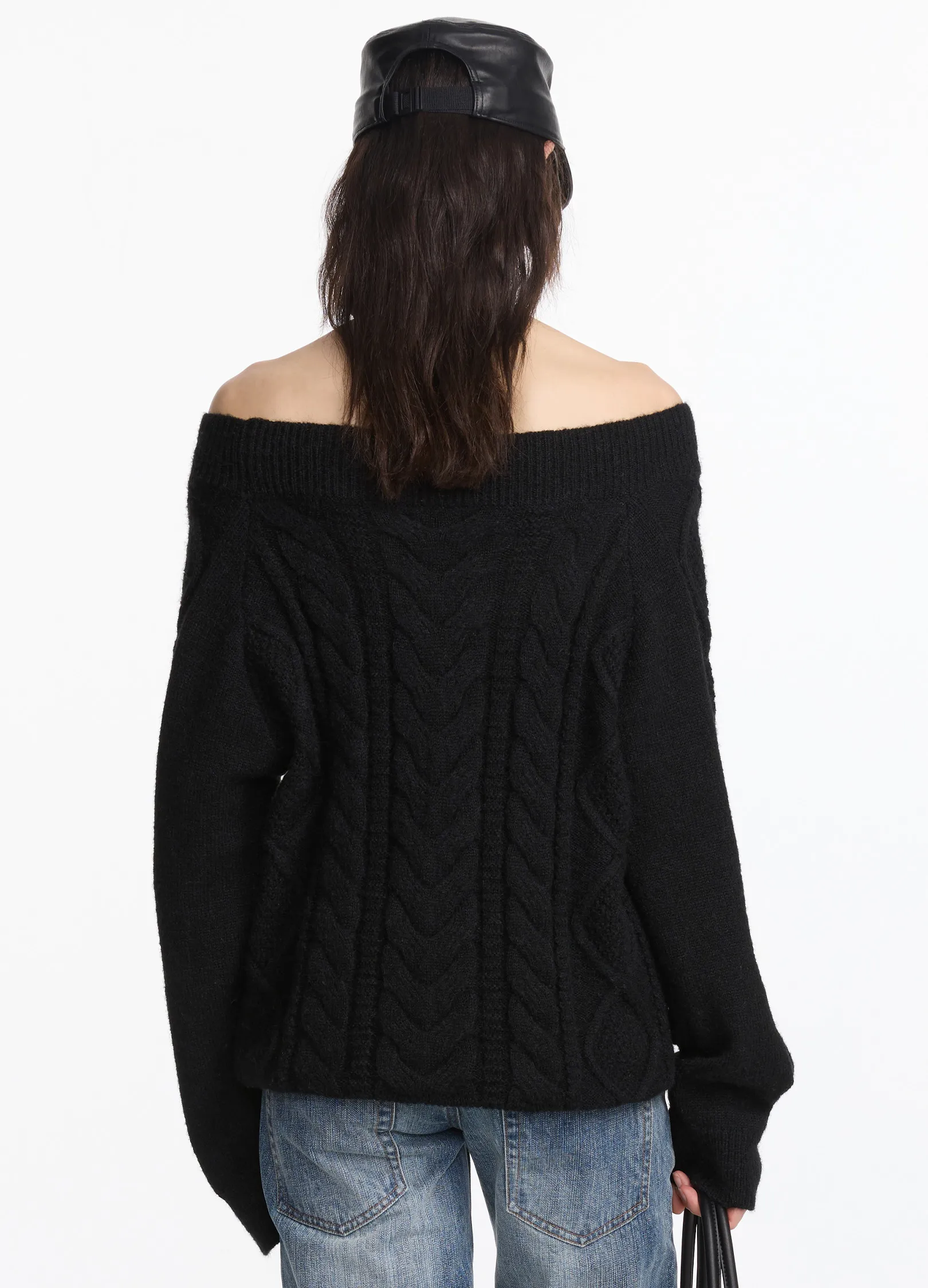Off-Shoulder Knit - Image 5
