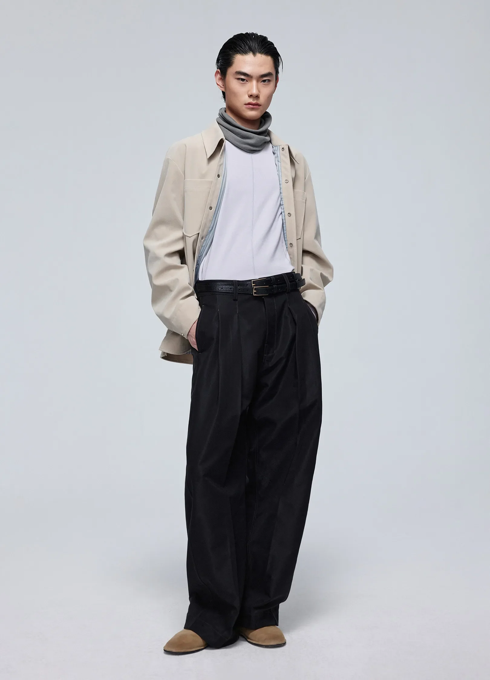 Pleated Light Cotton Trousers - Image 7