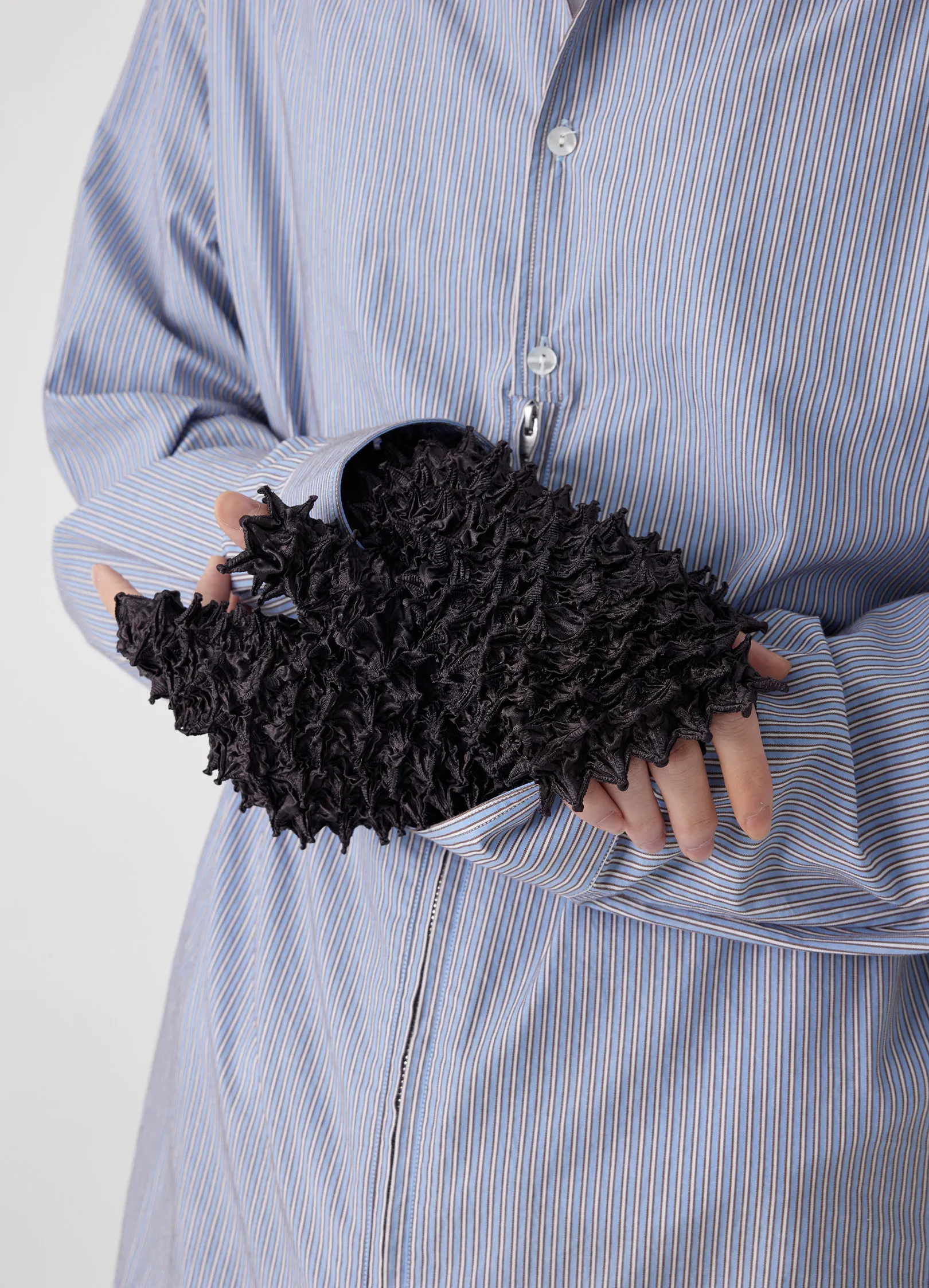 Pointed Sleeves - Image 5