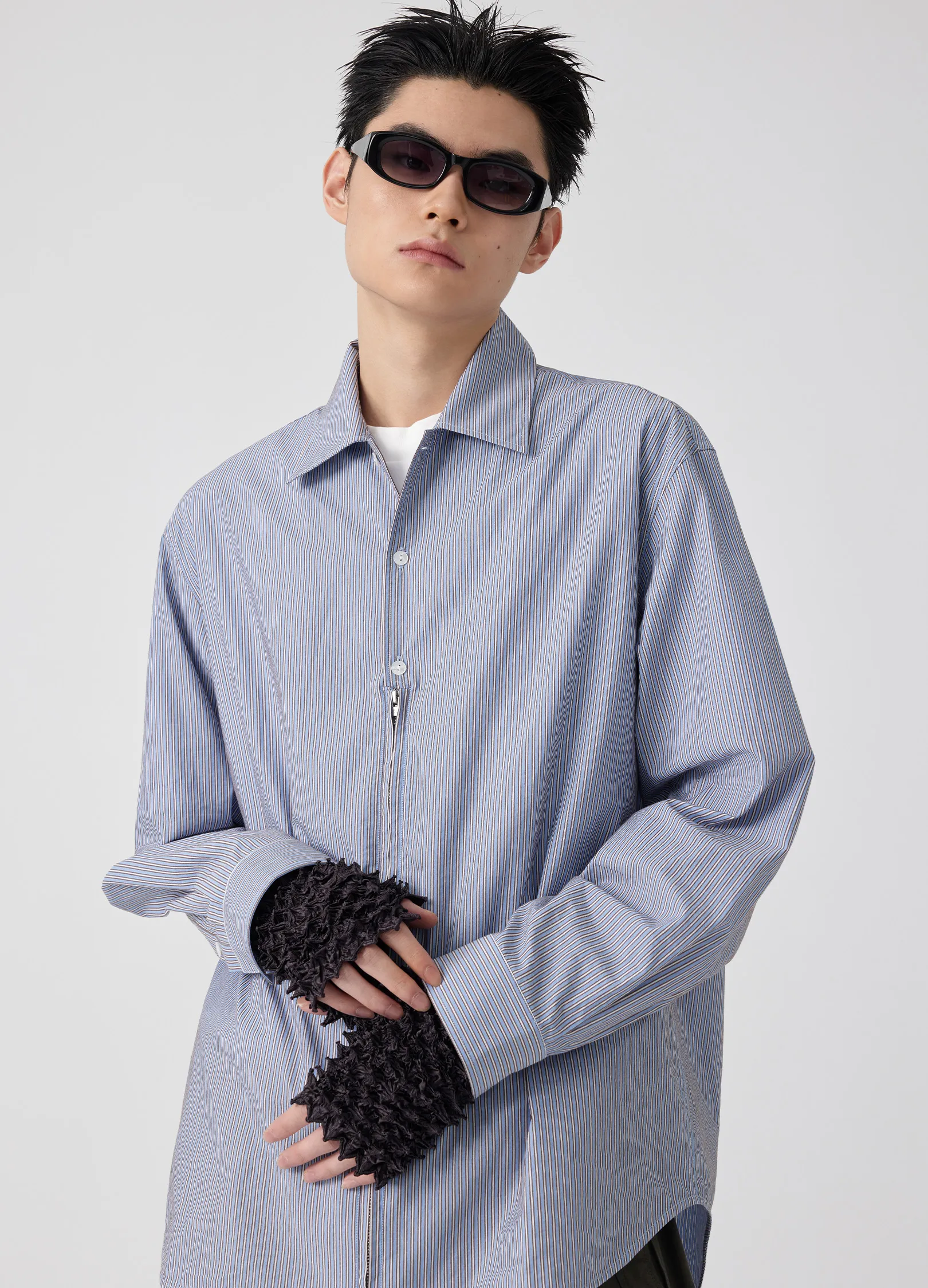 Pointed Sleeves - Image 9