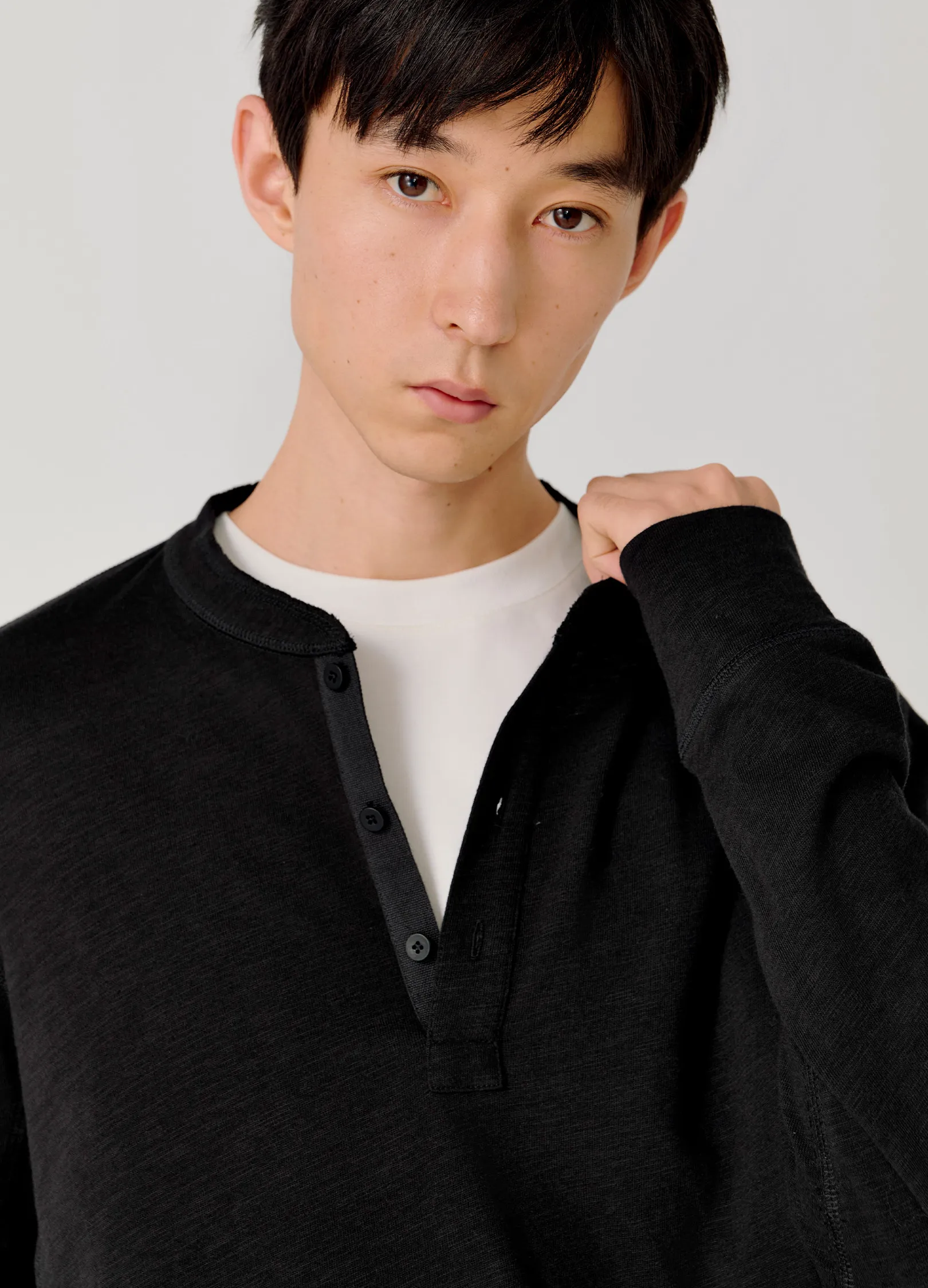 Ribbed Henley Shirt - Image 10