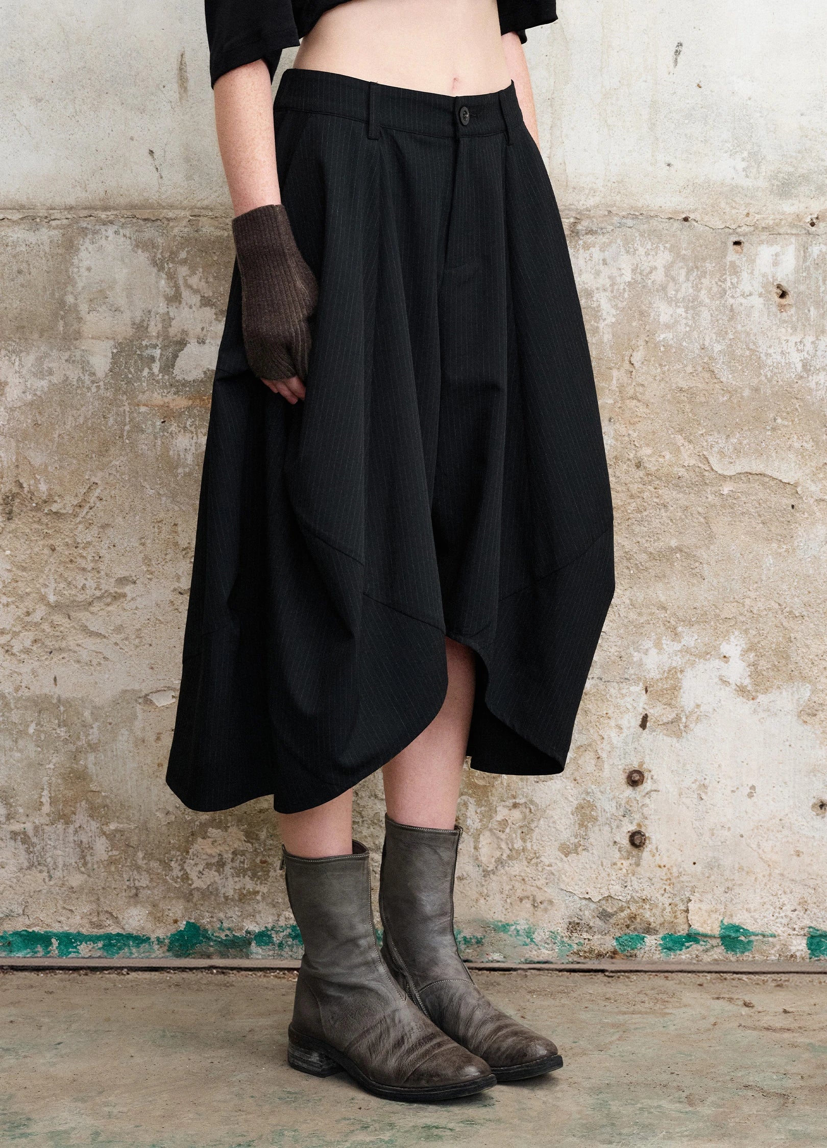 Structured Shorts - Image 4