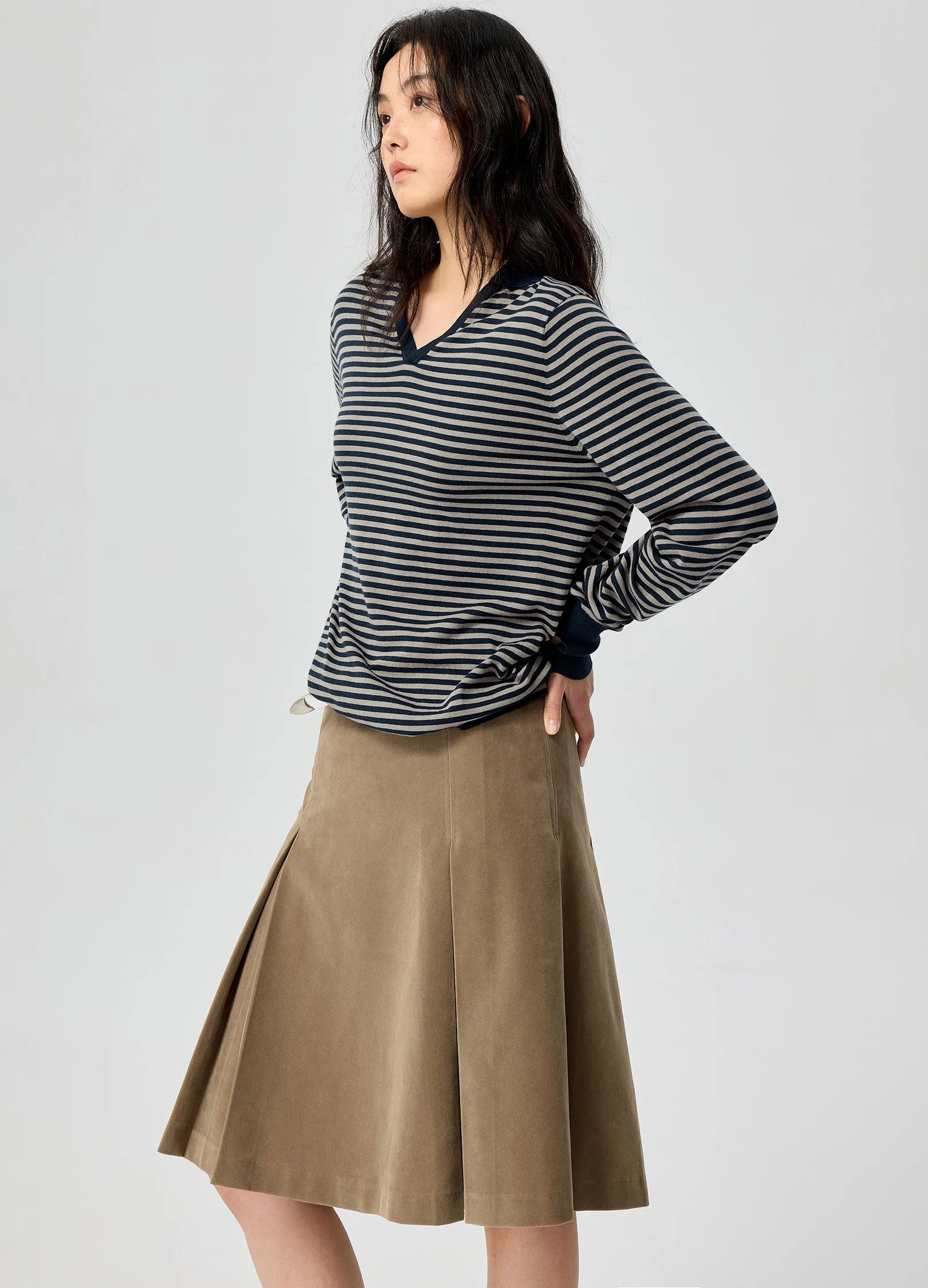 Suede Pleated Skirt - Image 8
