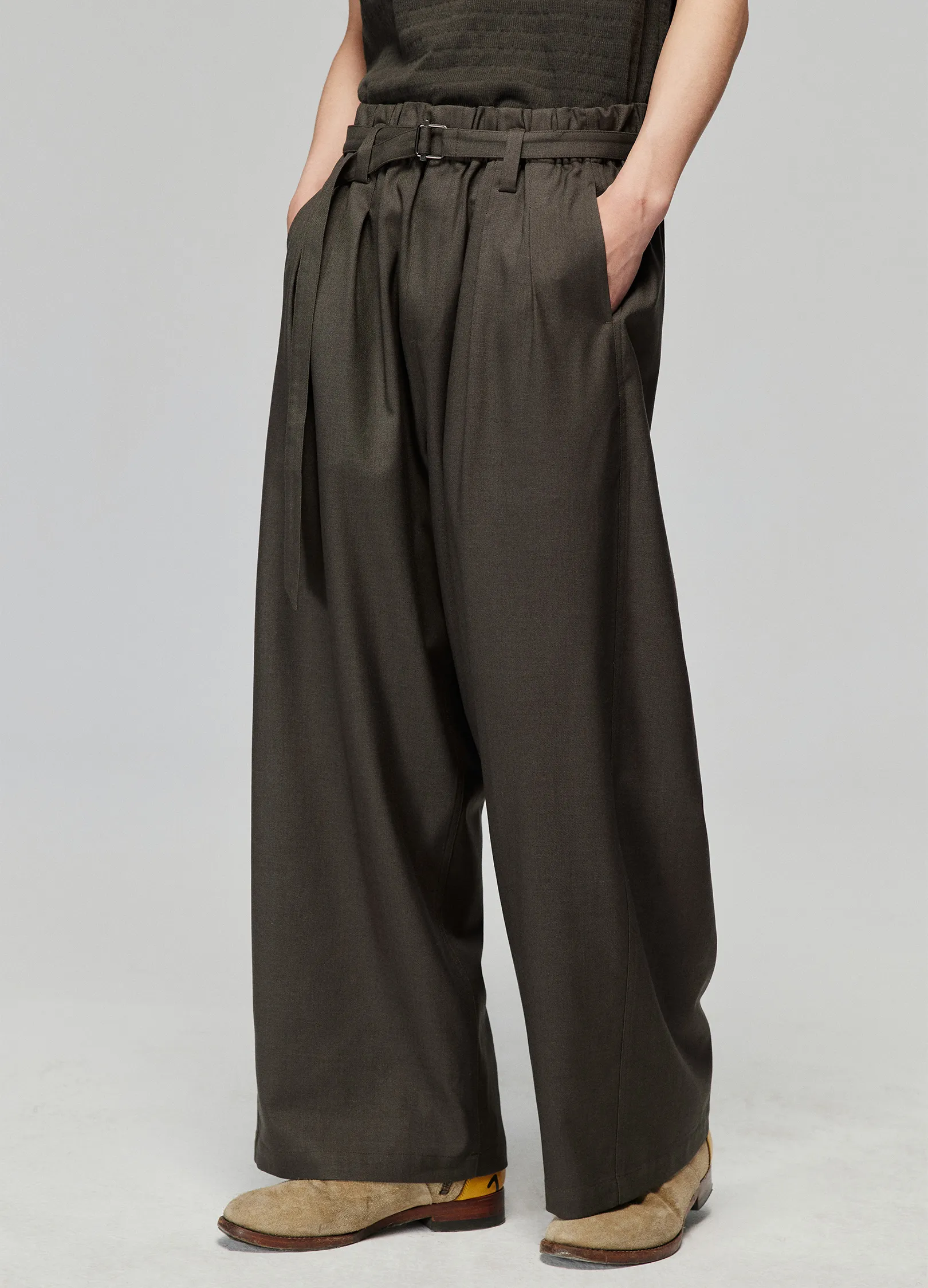 Wide Pleated Stretch Trousers