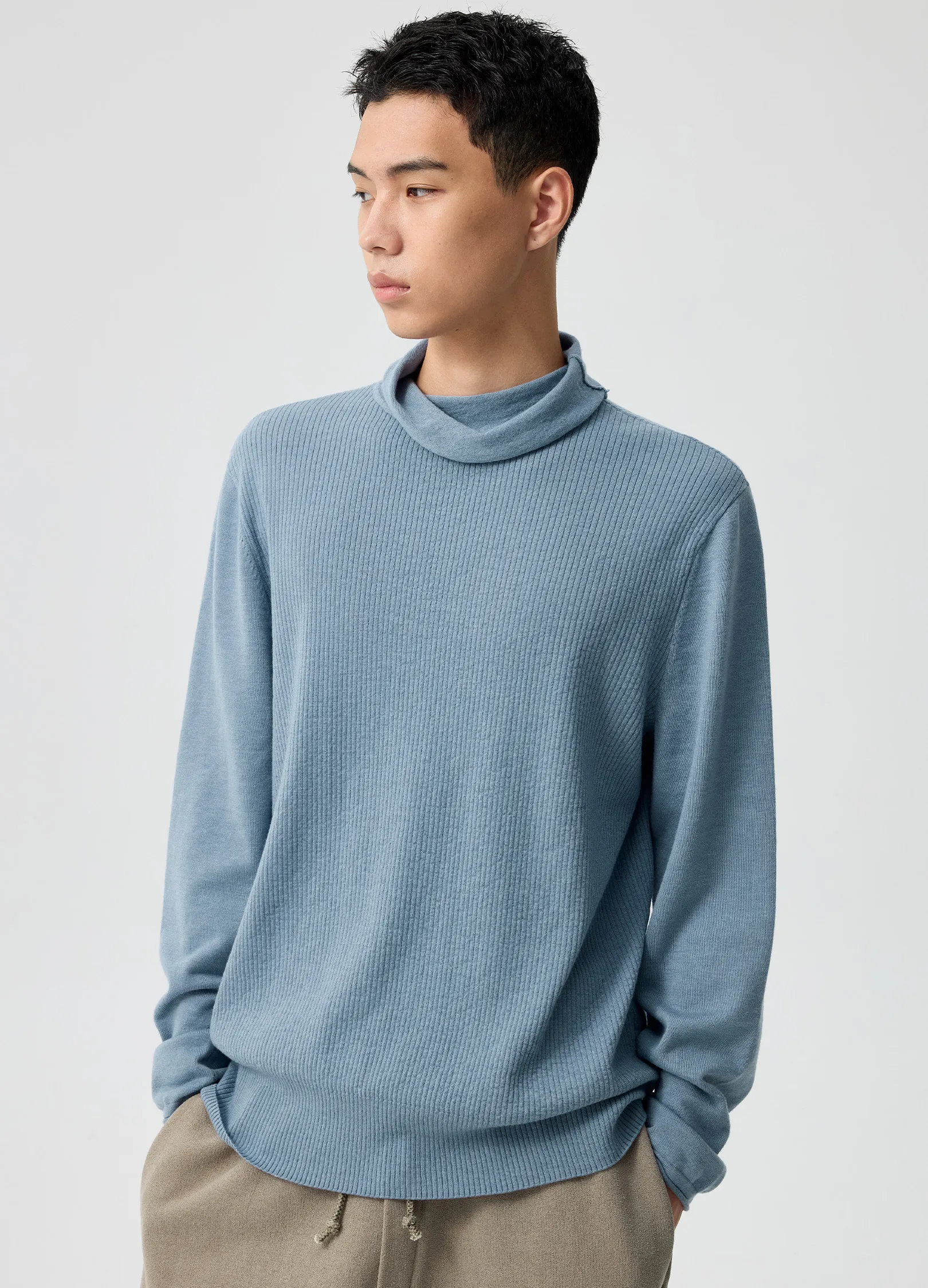 Wool Turtleneck - Image 5